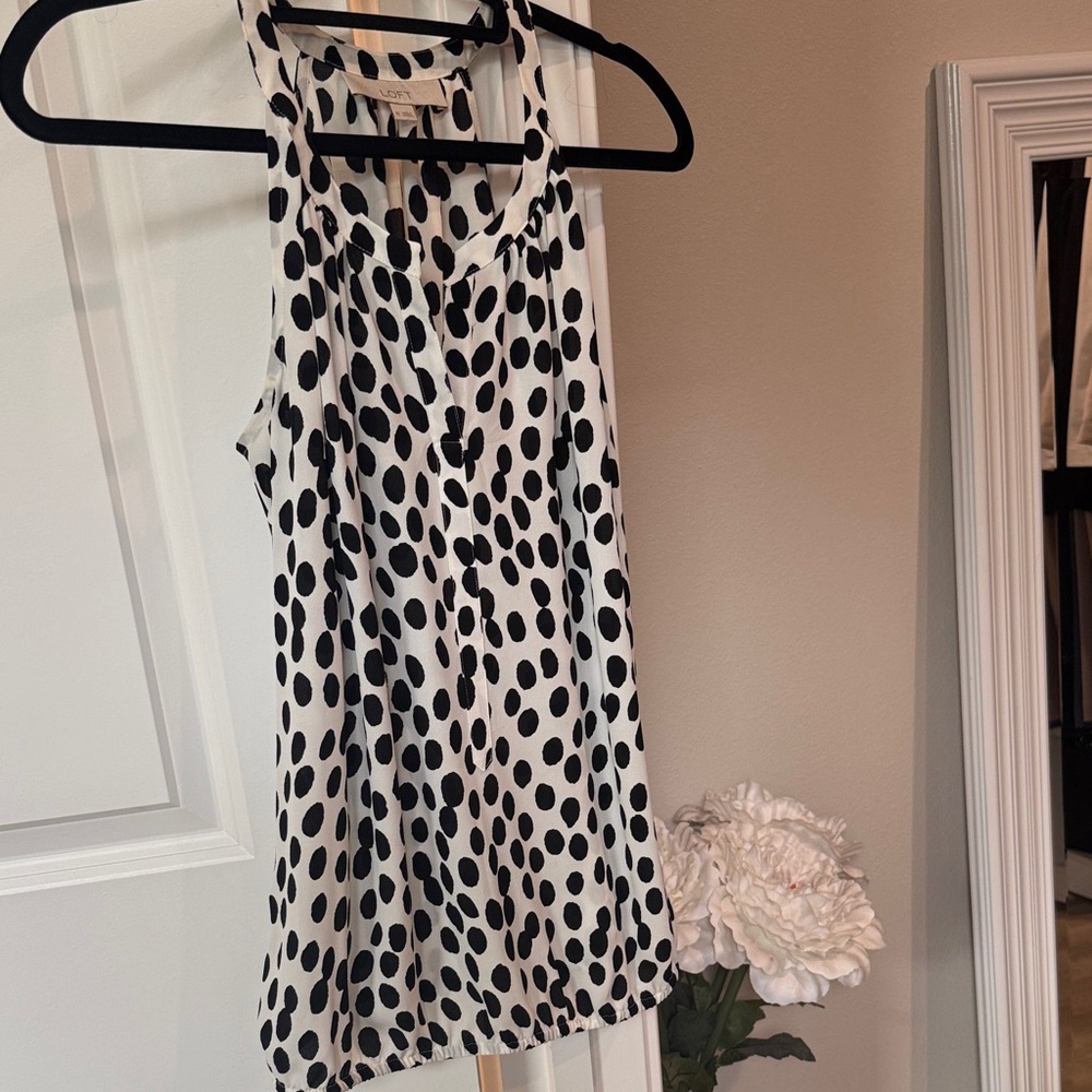 LOFT Black and White Sleeveless Top Size XS